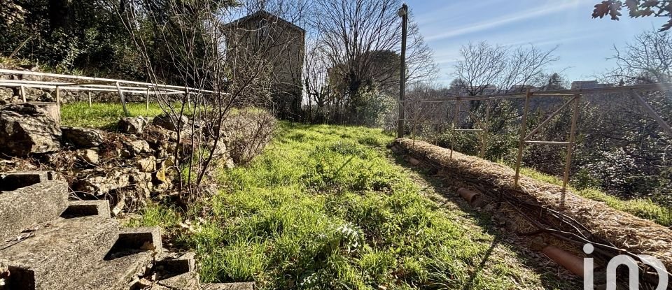 Maison traditionnelle 5 pièces de 126 m² à Aubenas (07200)