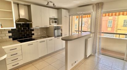 Apartment 2 rooms of 43 m² in Nice (06100)
