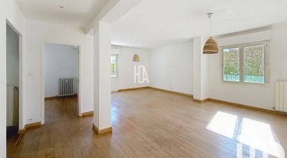 Appartement 3 pièces de 78 m² à Toulon (83000)