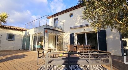 House 4 rooms of 120 m² in Roquebrune-sur-Argens (83520)