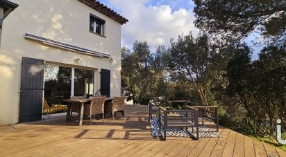 House 4 rooms of 120 m² in Roquebrune-sur-Argens (83520)
