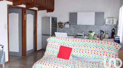 House 3 rooms of 40 m² in Langogne (48300)