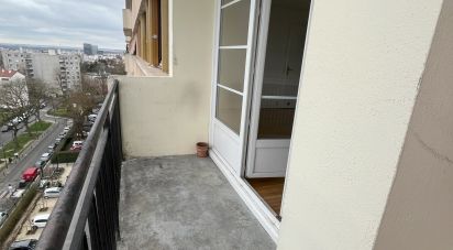 Appartement 3 pièces de 61 m² à Montreuil (93100)