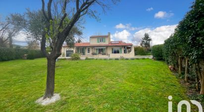 House 7 rooms of 135 m² in Clarensac (30870)