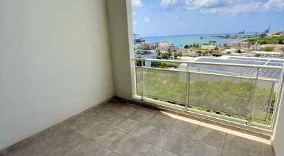 Appartement 5 pièces de 111 m² à Fort-de-France (97200)