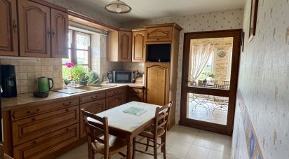 Country home 8 rooms of 270 m² in Savasse (26740)