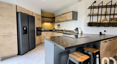 Maison 7 pièces de 160 m² à Valence (26000)