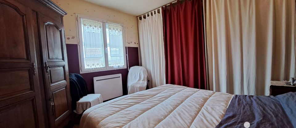 Maison traditionnelle 4 pièces de 98 m² à Sarras (07370)