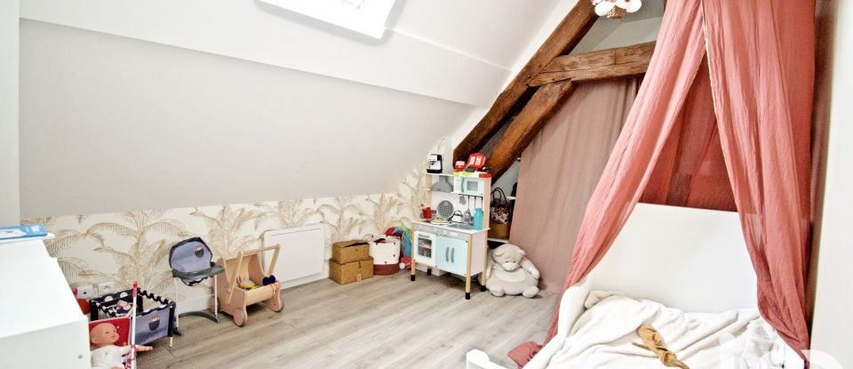 House 5 rooms of 92 m² in Rouvres-Saint-Jean (45300)
