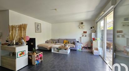 Apartment 3 rooms of 69 m² in Chambéry (73000)