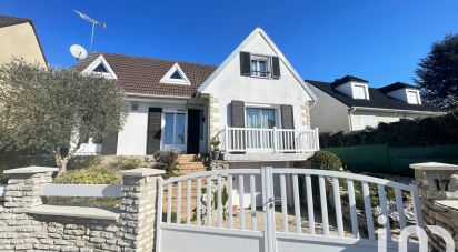 Maison 6 pièces de 114 m² à Coubron (93470)