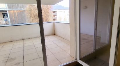 Apartment 3 rooms of 67 m² in Chambéry (73000)