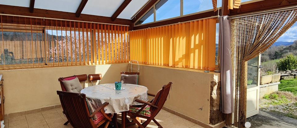 Maison rustique 5 pièces de 91 m² à Nozières (07270)