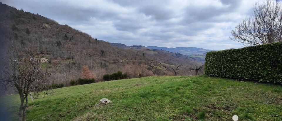 Maison rustique 5 pièces de 91 m² à Nozières (07270)