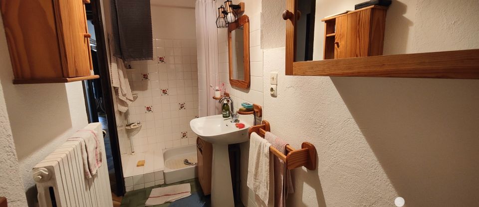 Maison rustique 5 pièces de 91 m² à Nozières (07270)