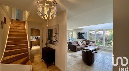 House 7 rooms of 138 m² in Gif-sur-Yvette (91190)