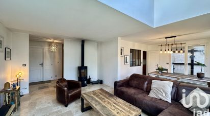 House 7 rooms of 138 m² in Gif-sur-Yvette (91190)