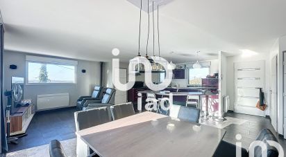 Pavillon 4 pièces de 106 m² à Nabringhen (62142)