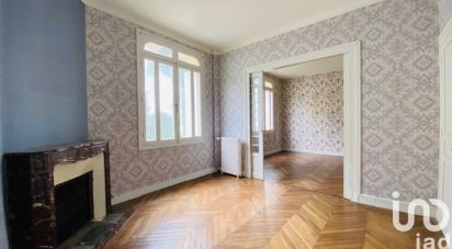House 5 rooms of 172 m² in Royan (17200)