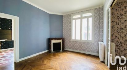 House 5 rooms of 172 m² in Royan (17200)