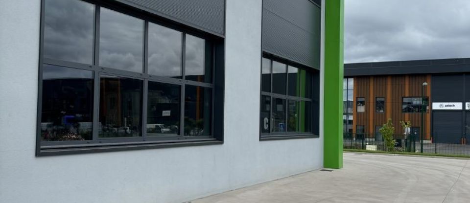 Local d'activités de 100 m² à Courtry (77181)