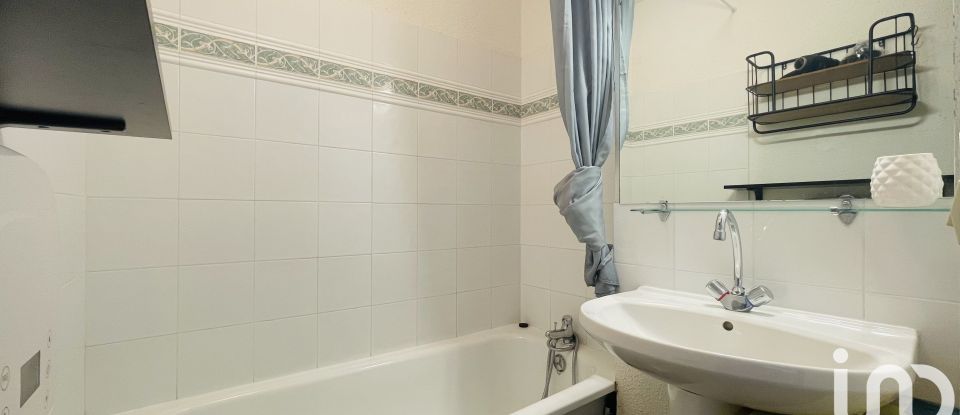 Apartment 2 rooms of 25 m² in Les Angles (66210)
