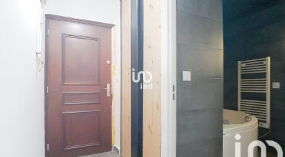 Apartment 1 room of 27 m² in Mantes-la-Jolie (78200)