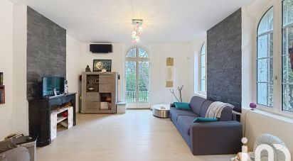 Demeure 9 pièces de 229 m² à Toulon (83000)