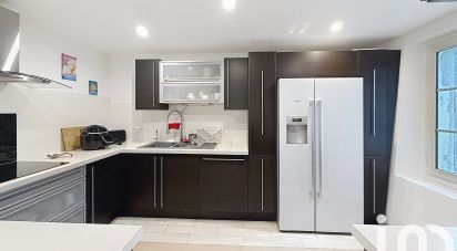 Demeure 9 pièces de 229 m² à Toulon (83000)