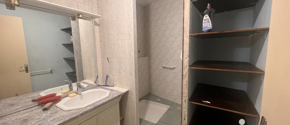 Apartment 5 rooms of 106 m² in Clermont-l'Hérault (34800)