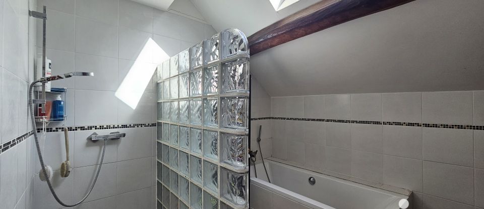 Maison 7 pièces de 172 m² à Vert-le-Grand (91810)