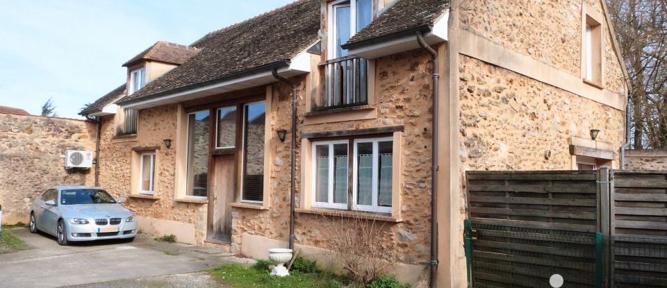 Maison 7 pièces de 172 m² à Vert-le-Grand (91810)