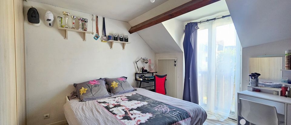 Maison 7 pièces de 172 m² à Vert-le-Grand (91810)