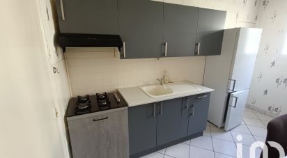 Apartment 3 rooms of 61 m² in Cholet (49300)