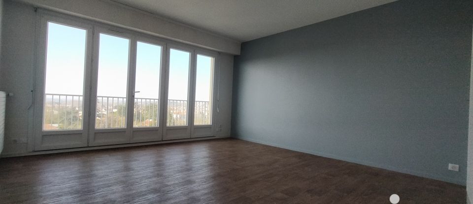 Appartement 3 pièces de 75 m² à Fontenay-le-Comte (85200)