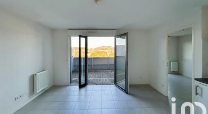 Apartment 2 rooms of 39 m² in Cenon (33150)