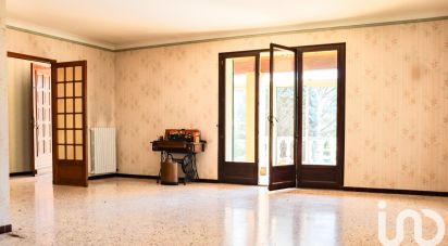 Traditional house 4 rooms of 175 m² in Mazan (84380)