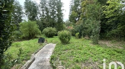 Traditional house 8 rooms of 197 m² in Semblançay (37360)