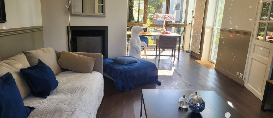 Maison 6 pièces de 120 m² à Saint-Maur-des-Fossés (94210)