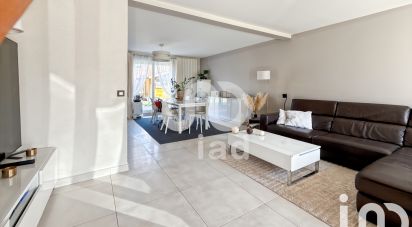 Maison traditionnelle 6 pièces de 115 m² à Pontault-Combault (77340)