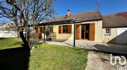 Pavilion 4 rooms of 94 m² in Verneuil-l'Étang (77390)