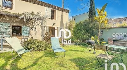 House 4 rooms of 90 m² in Saint-Cyr-sur-Mer (83270)