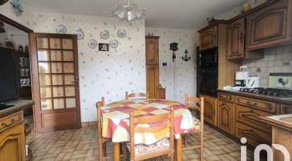 Maison 5 pièces de 114 m² à Carhaix-Plouguer (29270)