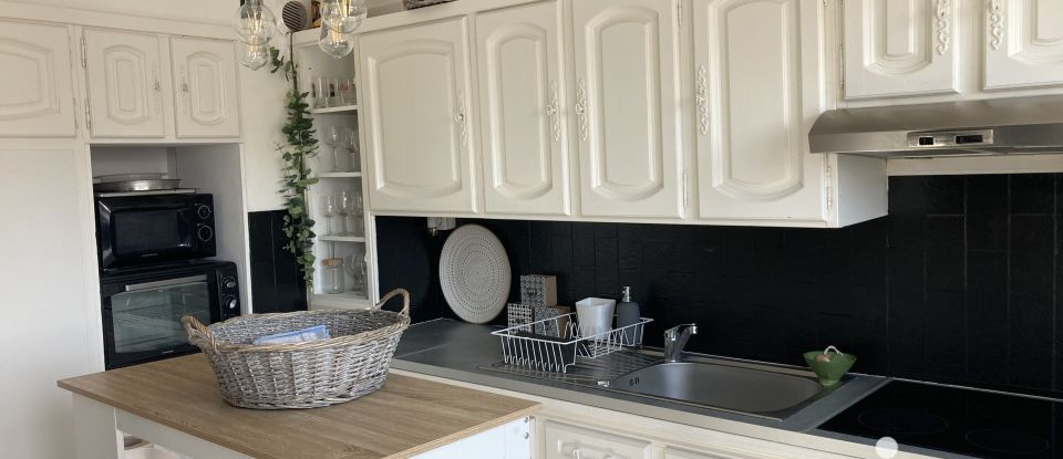 Apartment 4 rooms of 89 m² in Bouguenais (44340)