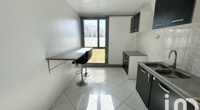 Apartment 3 rooms of 68 m² in Saint-Denis (93200)