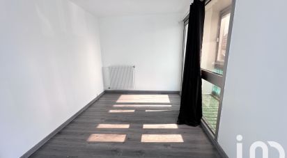 Apartment 3 rooms of 68 m² in Saint-Denis (93200)