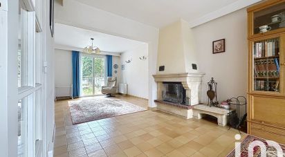 Maison traditionnelle 7 pièces de 132 m² à Rambouillet (78120)