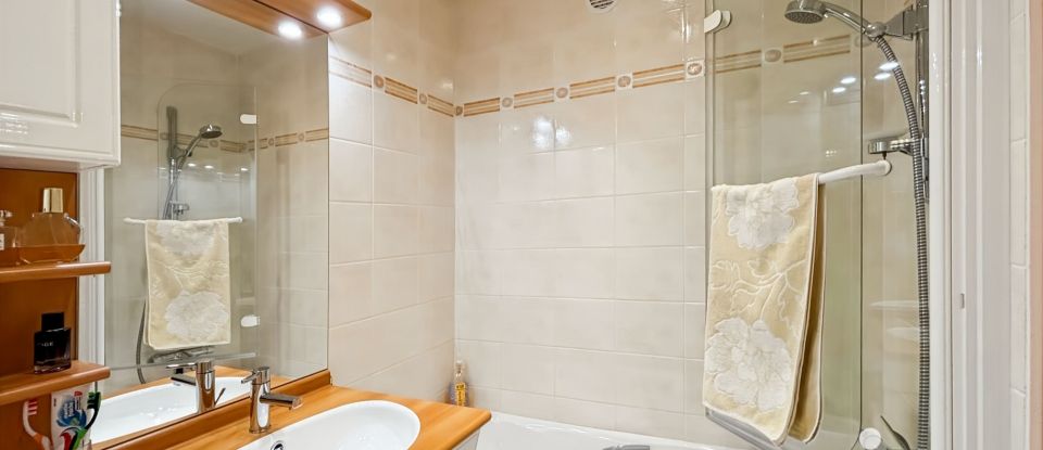 Apartment 5 rooms of 92 m² in Lorient (56100)