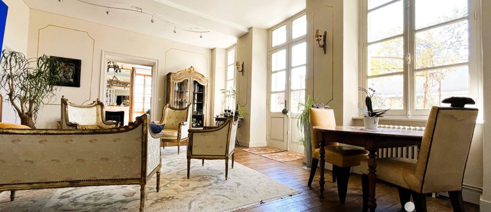 Demeure 12 pièces de 372 m² à Saint-Lô (50000)