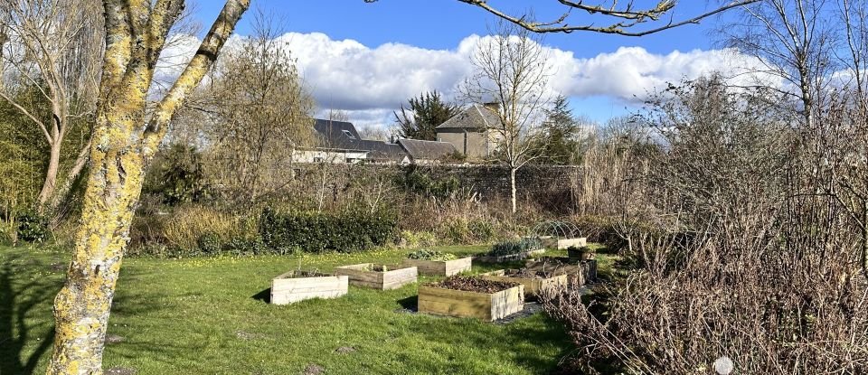 Maison 10 pièces de 210 m² à Regnéville-sur-Mer (50590)